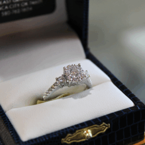 White Gold Ring - 651