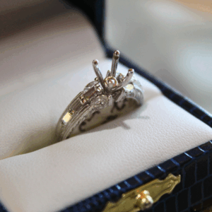 White Gold Ring - 7498
