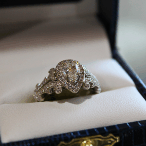 White Gold Ring - 2587