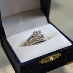 White Gold Ring - 7845