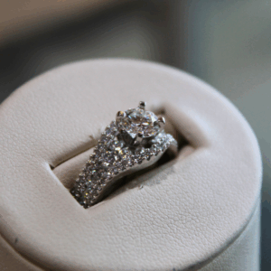 White Gold Ring - 1259