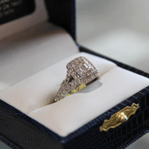 White Gold Ring - 4754